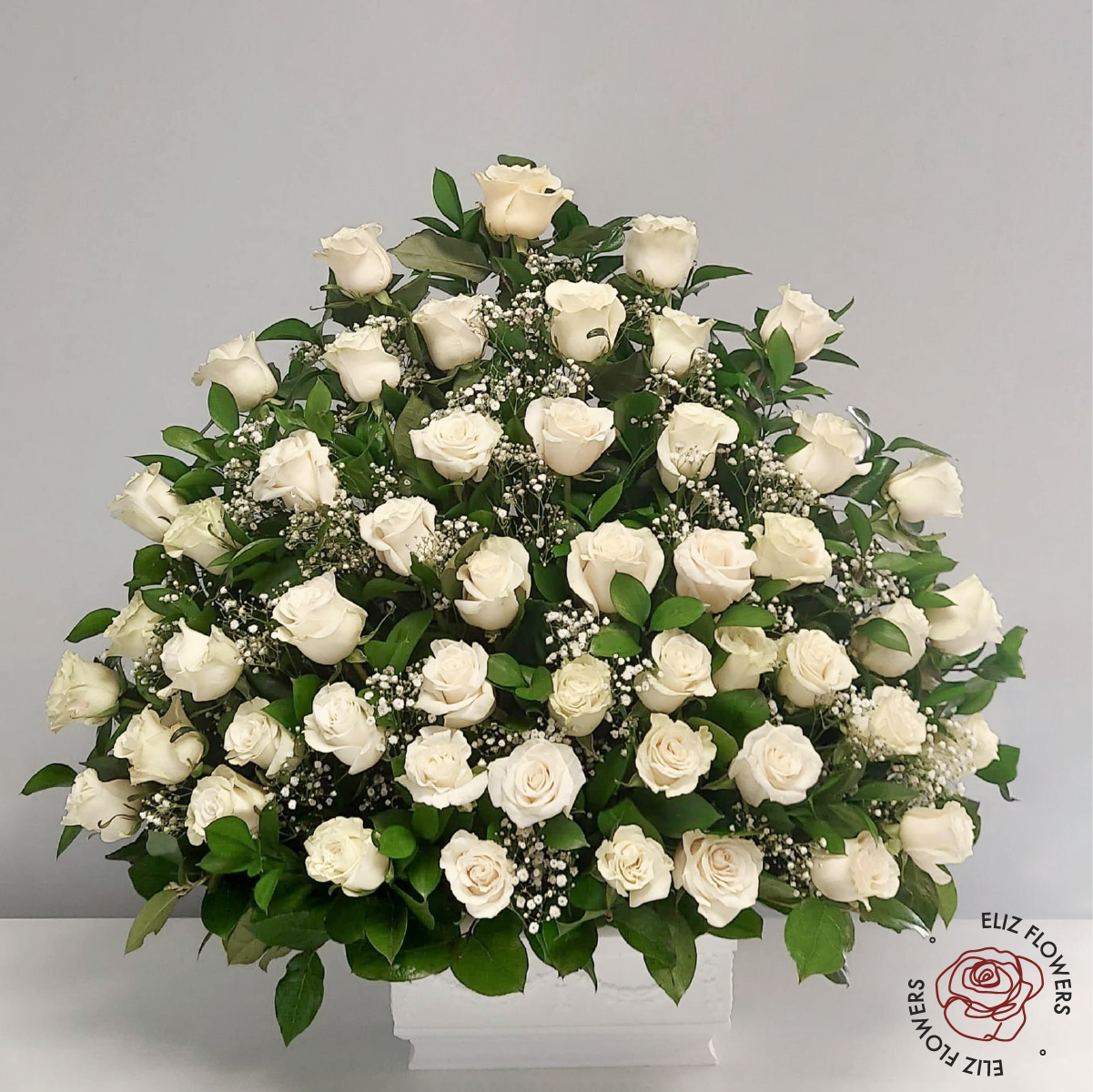 50 White Roses